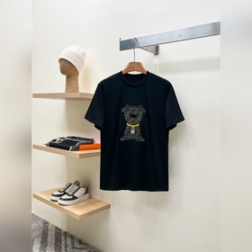Fendi. Новая коллекция Fendi весна-лет