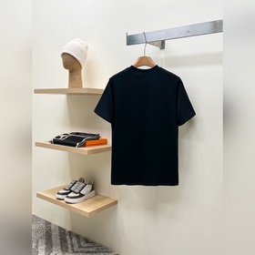 Fendi. Новая коллекция Fendi весна-лет