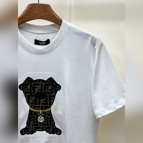 Fendi. Новая коллекция Fendi весна-лет