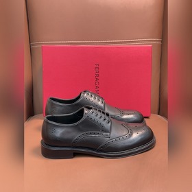 Ferragamo — высокая версия, кожаная по