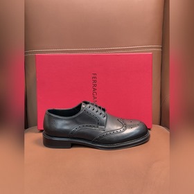Ferragamo — высокая версия, кожаная по