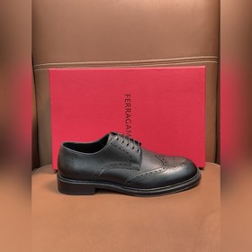 Ferragamo — высокая версия, кожаная по