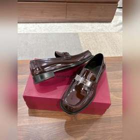 Мужские кожаные туфли Ferragamo： верх