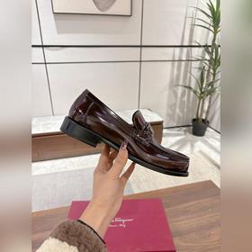 Мужские кожаные туфли Ferragamo： верх 