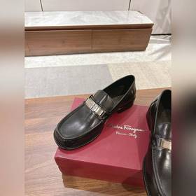 Мужские кожаные туфли Ferragamo： верх 