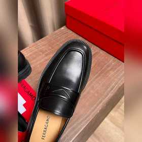 [Ferragamo] Оригинальная модель — муж