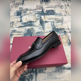 Ferragam~   Размеры： 38–45 . Нова