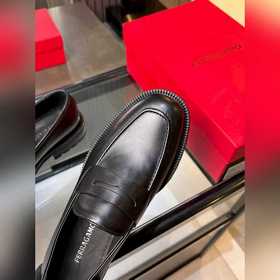 Ferragamo — популярные мужские кожаные