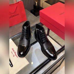 Ferragamo — популярные мужские кожаные