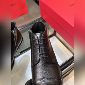 Ferragamo — популярные мужские кожаные