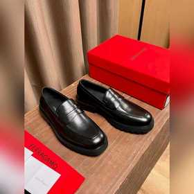 Ferragamo~  Размеры： 39–44 (38, 45, 4