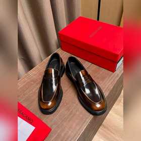 Ferragamo~  Размеры： 39–44 (38, 45, 4