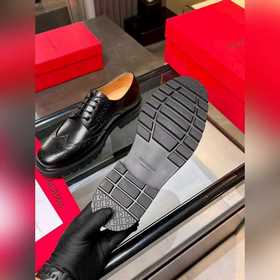 Ferragamo — популярные мужские кожаные