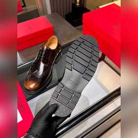 Ferragamo — популярные мужские кожаные