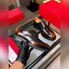 Ferragamo — популярные мужские кожаные