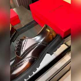 Ferragamo — популярные мужские кожаные