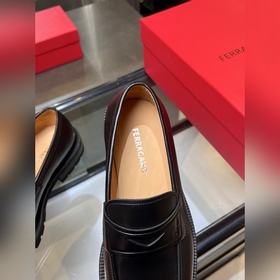 Ferragamo — популярные мужские кожаные