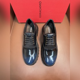 [FERRAGAMO] Новая модель дерби воплощ
