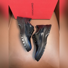 [FERRAGAMO] Новая модель дерби воплощ