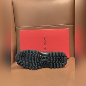 [FERRAGAMO] Новая модель дерби воплощ