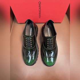 [FERRAGAMO] Новая модель дерби воплощ