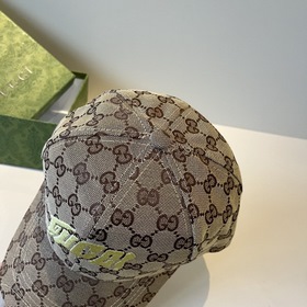 Бейсболка GUCCI — новинка с официально