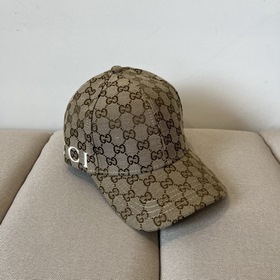 Бейсболка GUCCI — новинка с официально