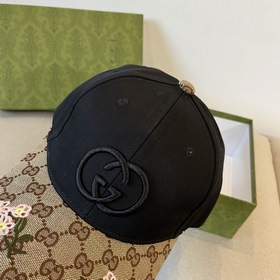 Бейсболка GUCCI — новинка с официально