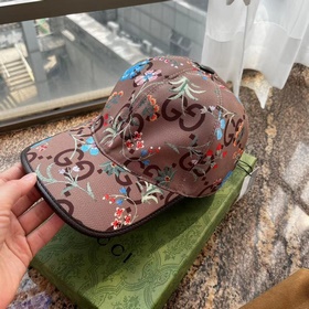Новая бейсболка Gucci из оригинальной 