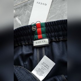 Новая модель Gucci 26FW из смешанной т