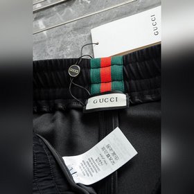 Новая модель Gucci 26FW из смешанной т