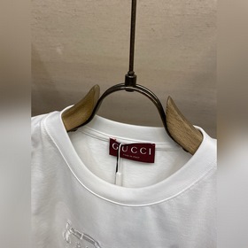 Gucci  Новая коллекция 2026： футболк