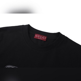 GUCCI 26SS： Мягкая трикотажная футболк