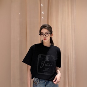GUCCI 26SS： Мягкая трикотажная футболк