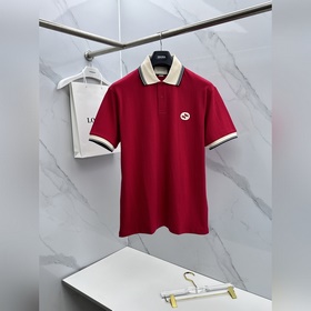 Gucci： новая модель поло с воротником 