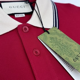Gucci： новая модель поло с воротником 