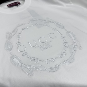 Gucci： новая модель слегка расширенным