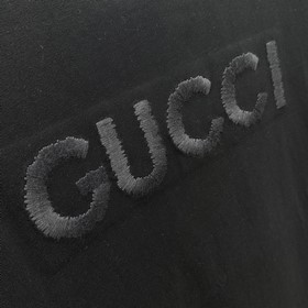 Gucci： новая модель слегка расширенным