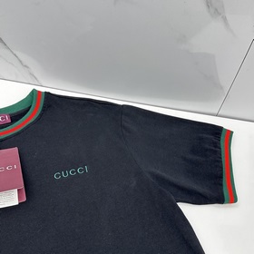 Gucci： новая модель слегка расширенным