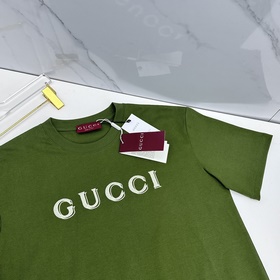Gucci： новая модель слегка расширенным