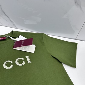 Gucci： новая модель слегка расширенным