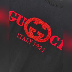 Новая весенне-летняя коллекция Gucci： 