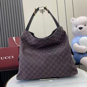 Сумка из коллекции Gucci Beatrix, пост