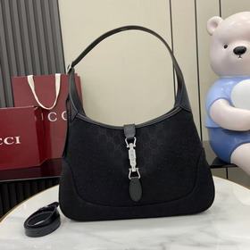 Новая коллекция Gucci, поставляемая в