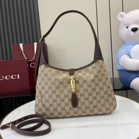 Новая коллекция Gucci, поставляемая в