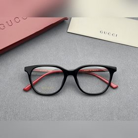[GUCCI] Новая оправа для очков от Guc
