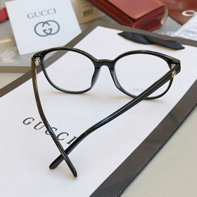 [GUCCI] Новая модель оправы для очков