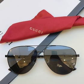[GUCCI] Новые солнцезащитные очки Guc