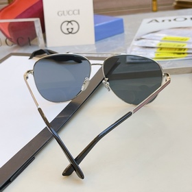 [GUCCI] Новые солнцезащитные очки Guc