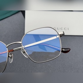 [GUCCI] Новая оправа для очков от Guc